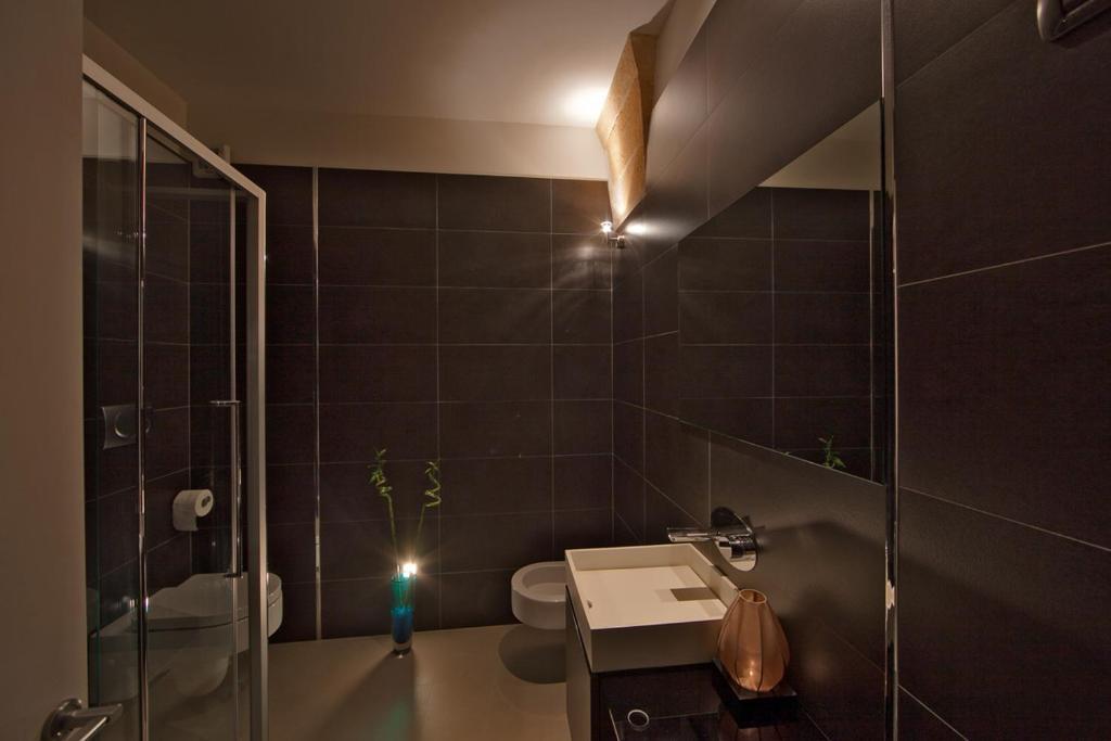 برينديسي Zenthe Small Luxury B&B الغرفة الصورة